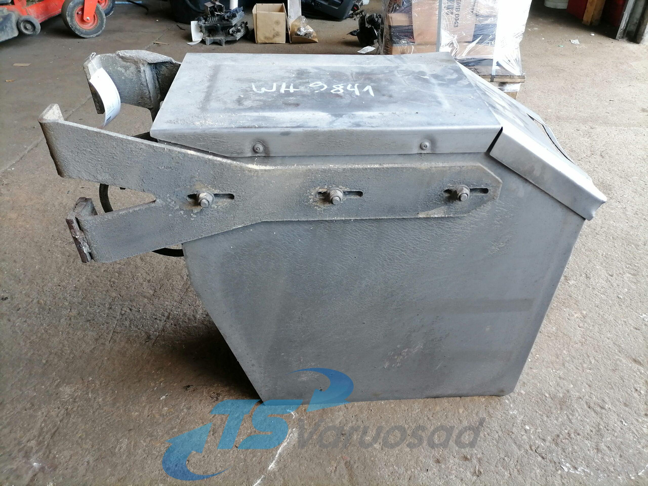 Scania Liivakast S90 - Universal part for Truck: picture 2 Scania Liivakast S90 - Universal part for Truck: picture 2