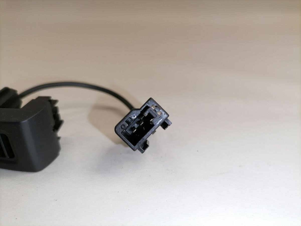 Scania Mikrofon 3B0035711B - Electrical system for Truck: picture 3 Scania Mikrofon 3B0035711B - Electrical system for Truck: picture 3