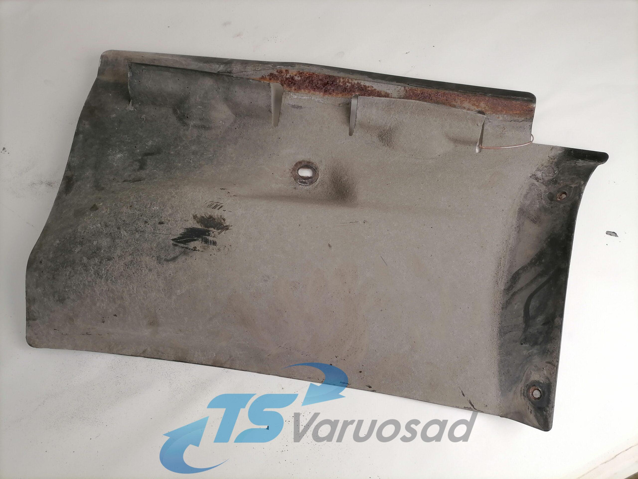 Scania Mudguard 1371572 - Universal part for Truck: picture 2 Scania Mudguard 1371572 - Universal part for Truck: picture 2