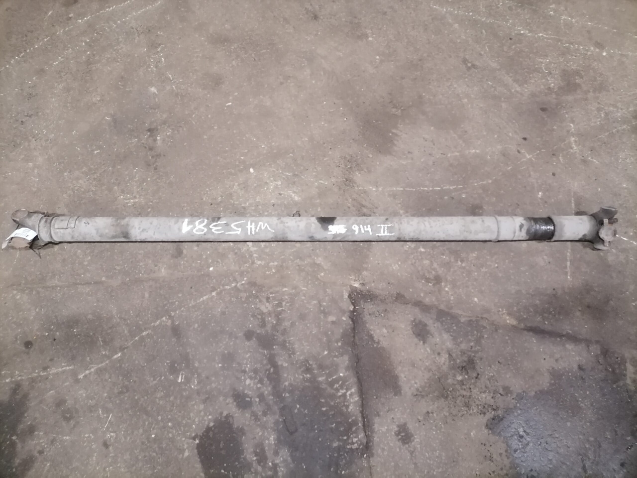 Scania Propeller shaft 1758279 - Propeller shaft for Truck: picture 4 Scania Propeller shaft 1758279 - Propeller shaft for Truck: picture 4