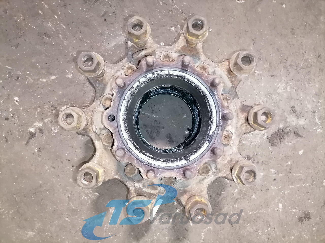 Scania Rattarumm 1724790 - Wheel hub for Truck: picture 2 Scania Rattarumm 1724790 - Wheel hub for Truck: picture 2