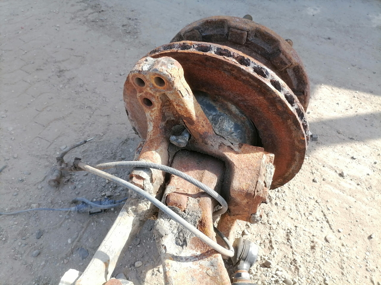 Scania Rear axel housing 1444229 - Front axle for Truck: picture 5 Scania Rear axel housing 1444229 - Front axle for Truck: picture 5
