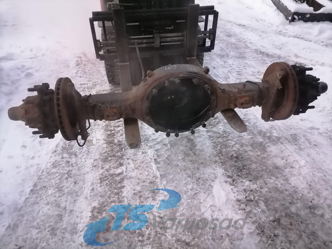 Scania Rear axel housing 1743717 - Axle and parts for Truck: picture 1 Scania Rear axel housing 1743717 - Axle and parts for Truck: picture 1