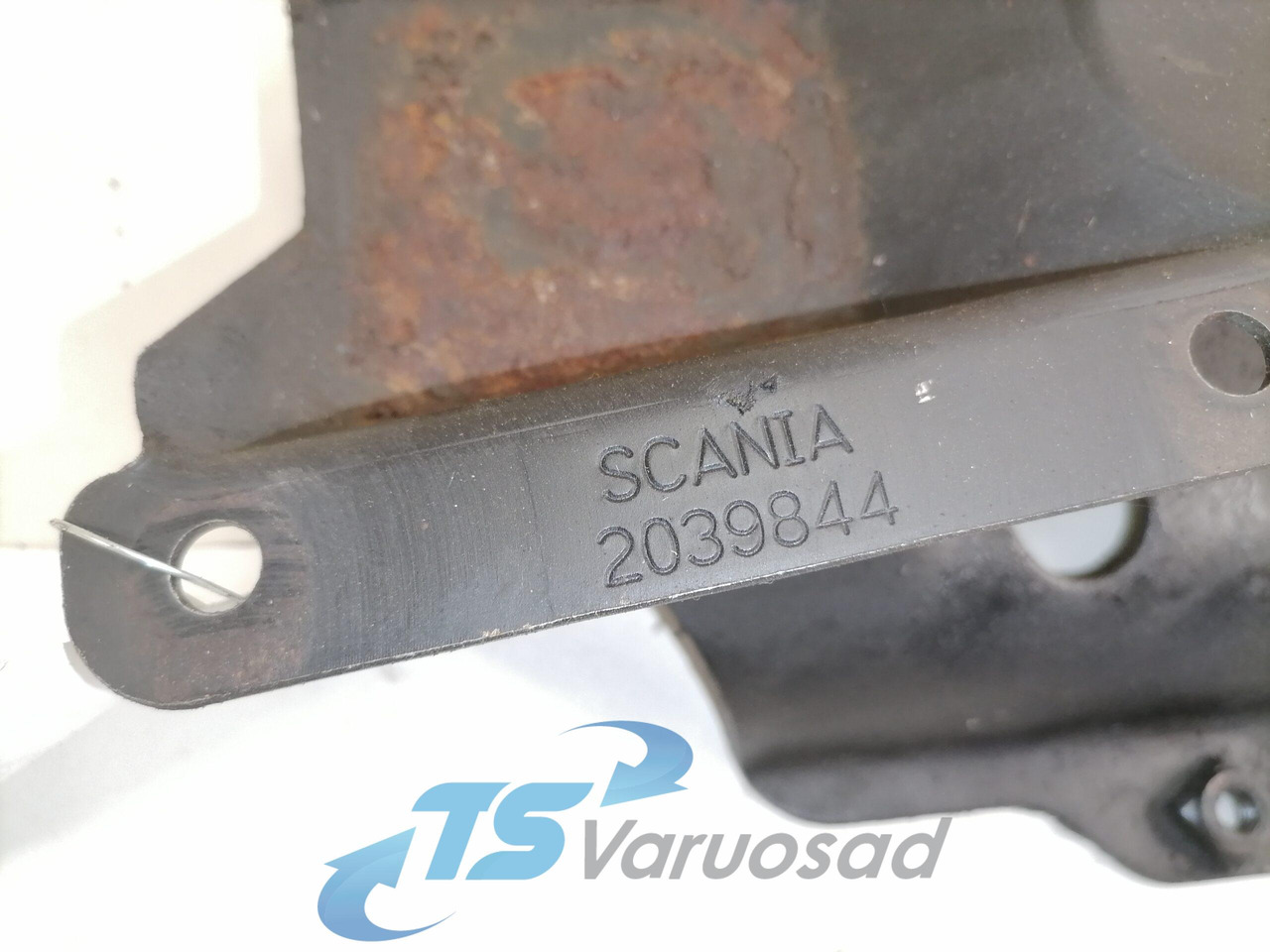 Scania Roolisüsteemi õlimahuti kandur 2039844 - Steering hose for Truck: picture 3 Scania Roolisüsteemi õlimahuti kandur 2039844 - Steering hose for Truck: picture 3