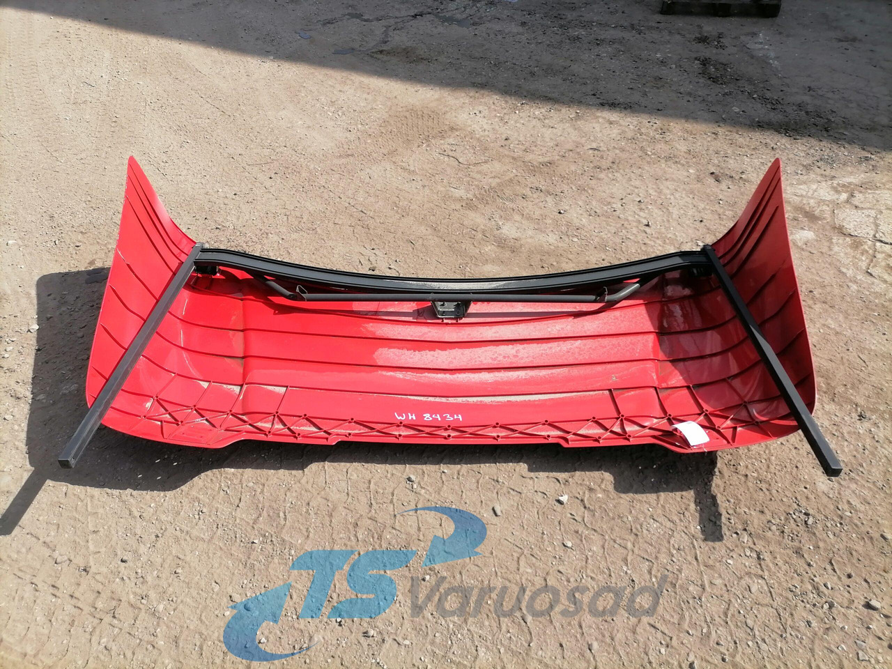 Scania Scania cab wind deflector, roof 1757973 - Aerodynamics/ Spoiler for Truck: picture 2 Scania Scania cab wind deflector, roof 1757973 - Aerodynamics/ Spoiler for Truck: picture 2