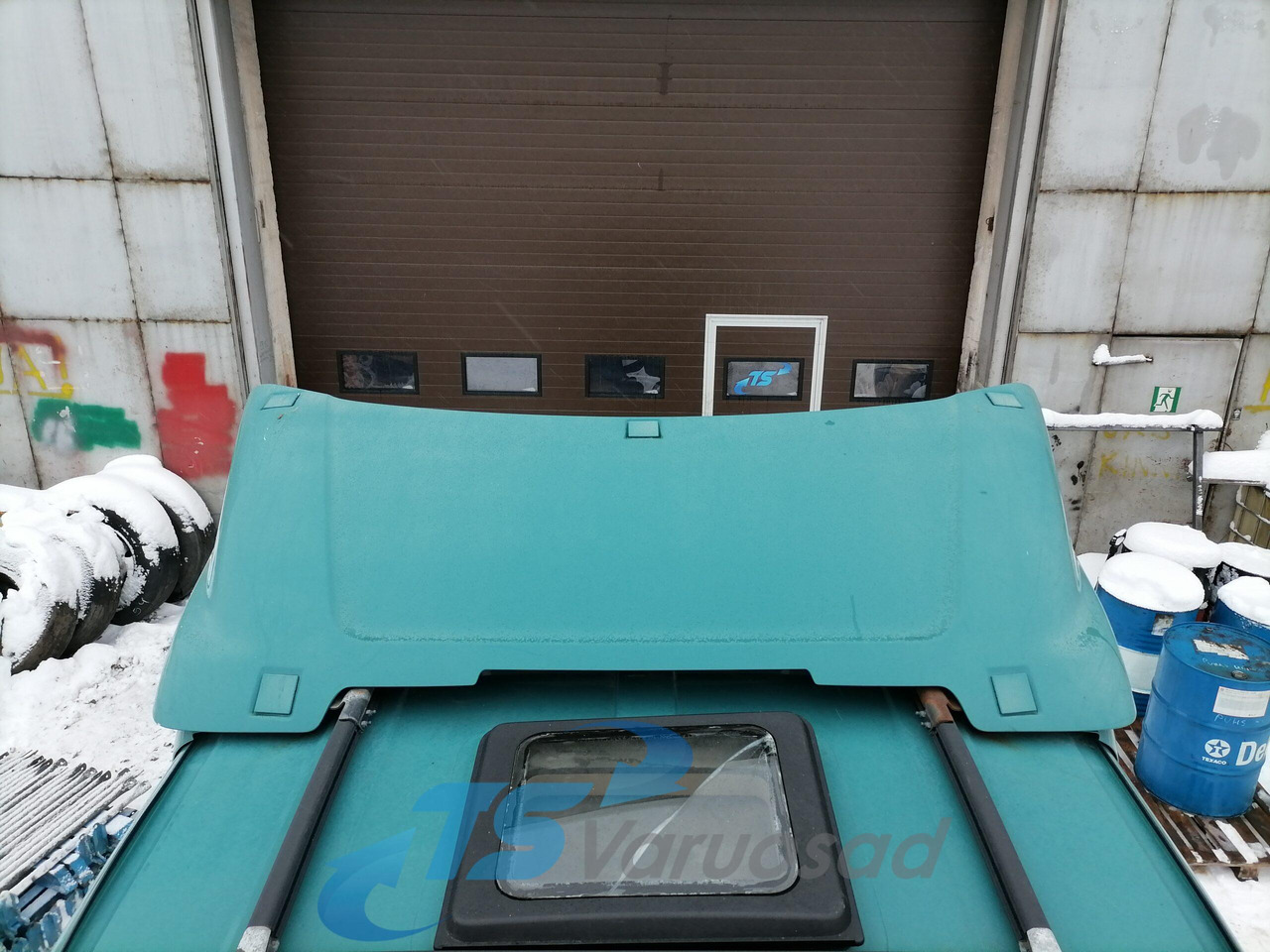 Scania Scania cab wind deflector, roof 1757973 - Aerodynamics/ Spoiler for Truck: picture 3 Scania Scania cab wind deflector, roof 1757973 - Aerodynamics/ Spoiler for Truck: picture 3