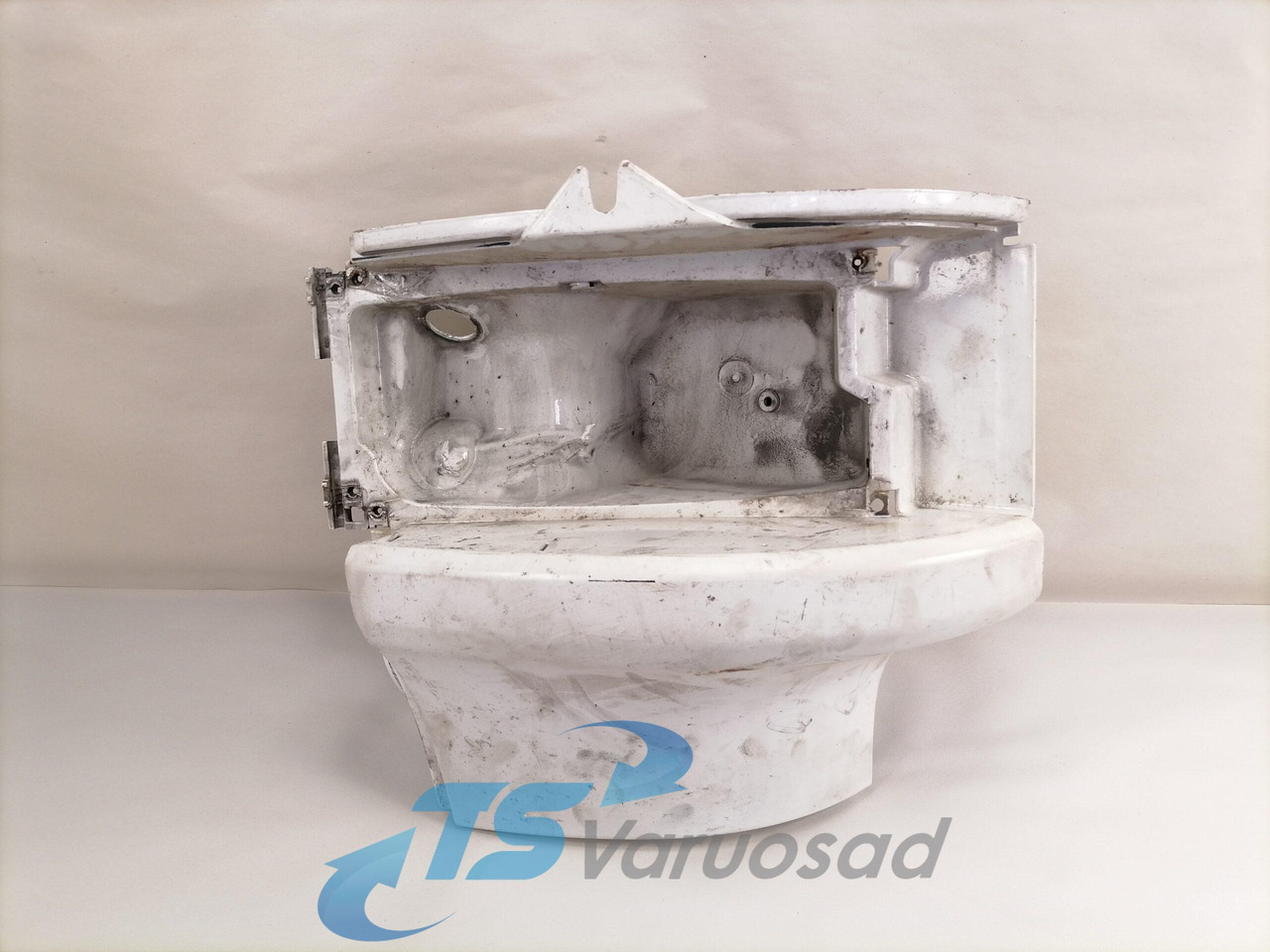 Scania Scania esitule korpus, parem 1431921 - Lights/ Lighting for Truck: picture 1 Scania Scania esitule korpus, parem 1431921 - Lights/ Lighting for Truck: picture 1