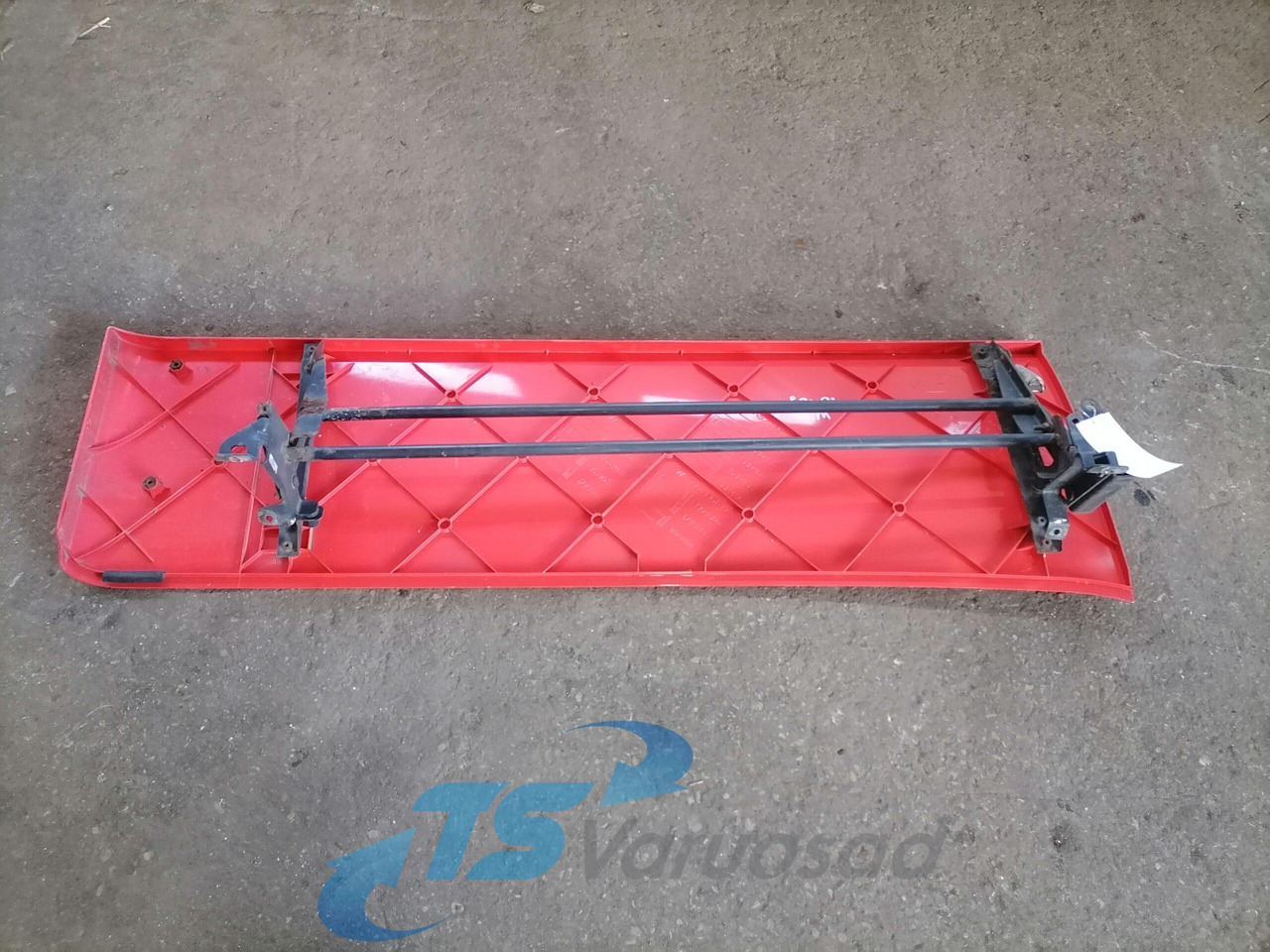Scania Scania kabiini tuulesuunaja, vasak külg 1532460 - Aerodynamics/ Spoiler for Truck: picture 2 Scania Scania kabiini tuulesuunaja, vasak külg 1532460 - Aerodynamics/ Spoiler for Truck: picture 2