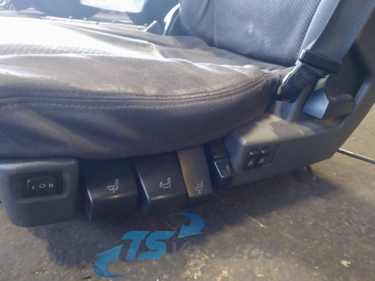 Scania Seat 1797514 - Seat for Truck: picture 3 Scania Seat 1797514 - Seat for Truck: picture 3