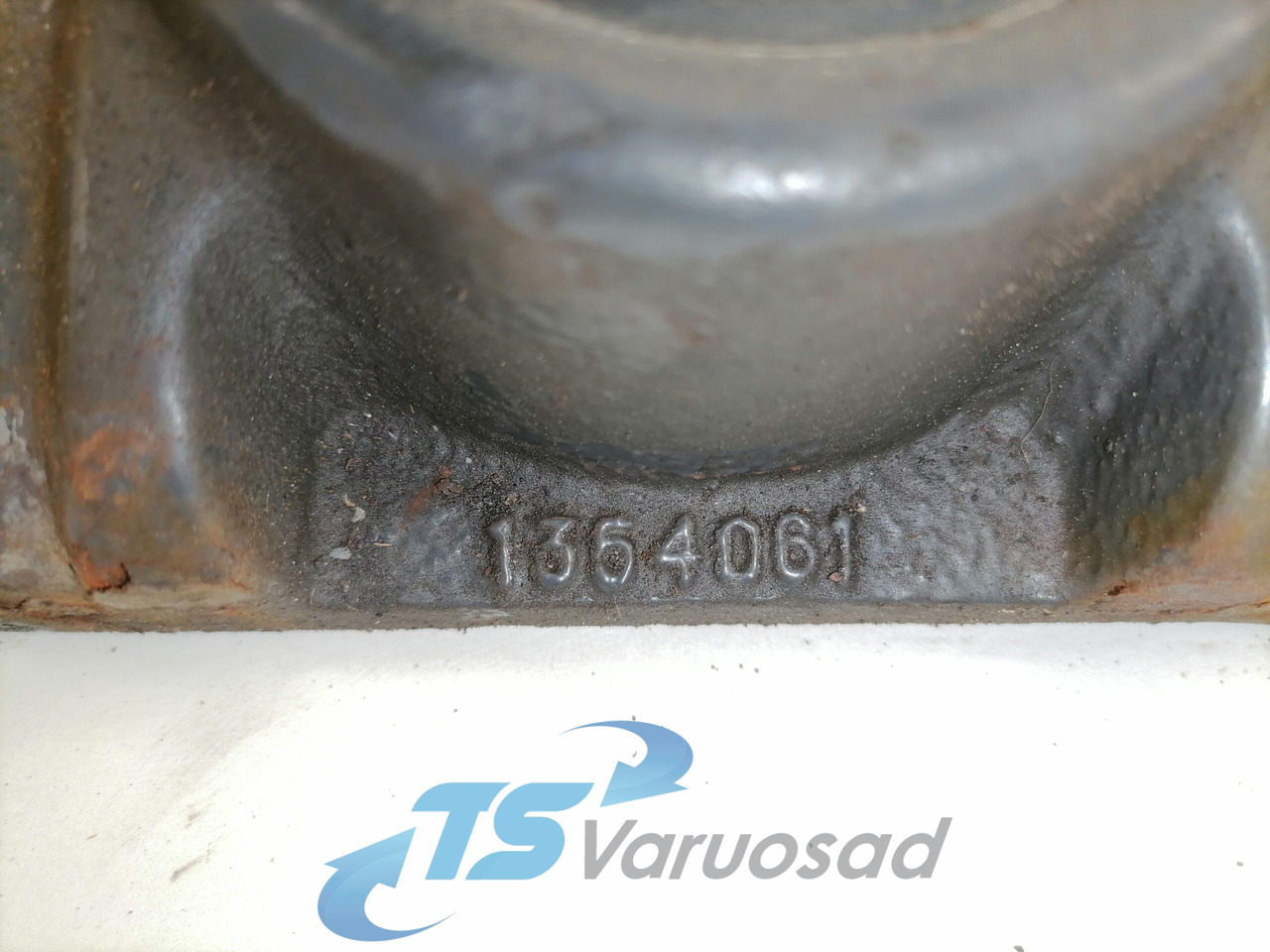 Scania Shock absorber mounting 1354061 - Suspension for Truck: picture 3 Scania Shock absorber mounting 1354061 - Suspension for Truck: picture 3