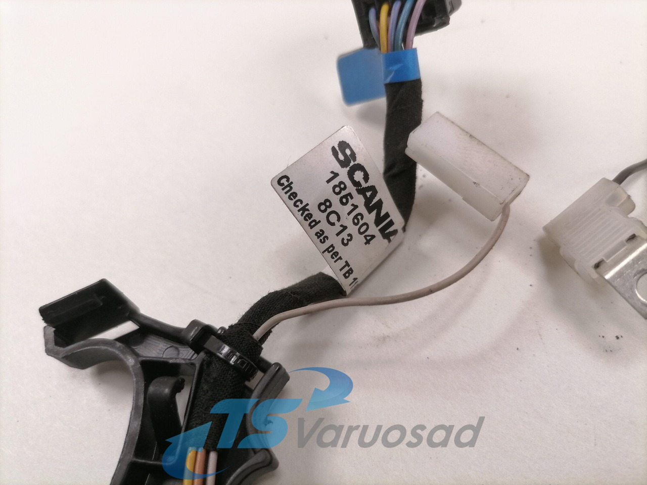Scania Steering wheel cable 1851604 - Steering for Truck: picture 3 Scania Steering wheel cable 1851604 - Steering for Truck: picture 3