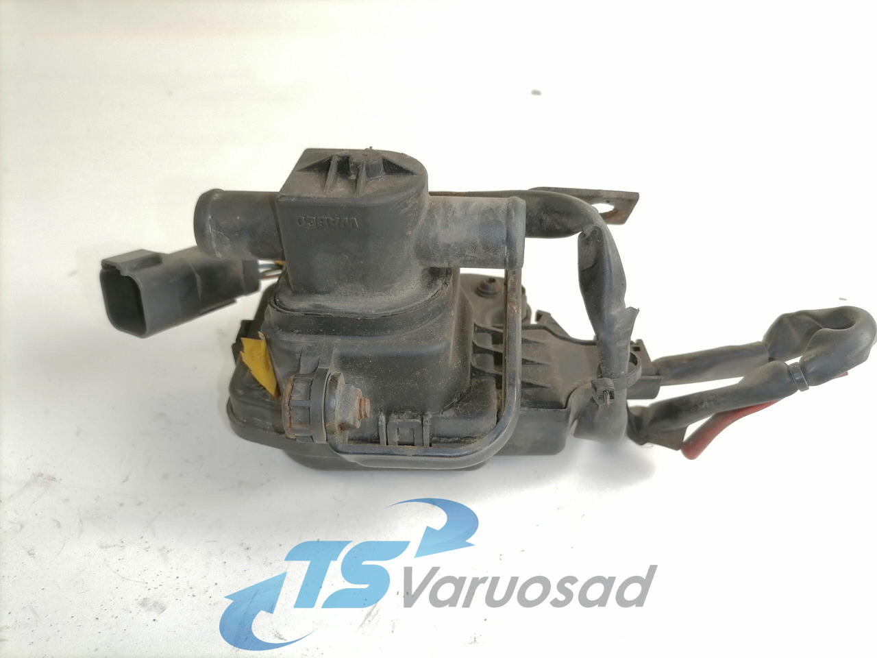 Scania Water valve 12345 - Heating/ Ventilation for Truck: picture 4 Scania Water valve 12345 - Heating/ Ventilation for Truck: picture 4