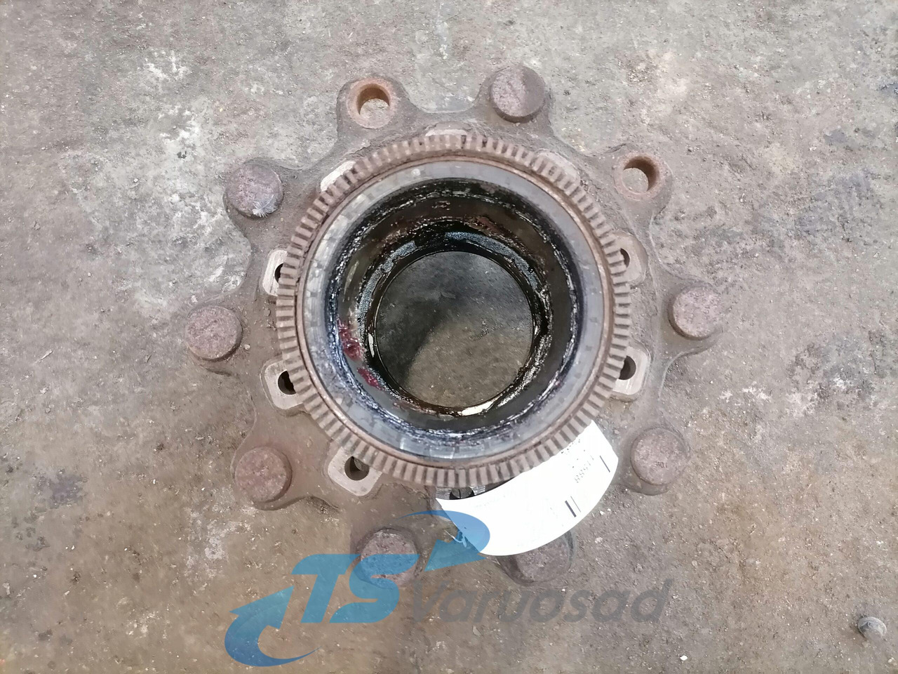 Scania Wheel hub 1800283 - Wheel hub for Truck: picture 2 Scania Wheel hub 1800283 - Wheel hub for Truck: picture 2