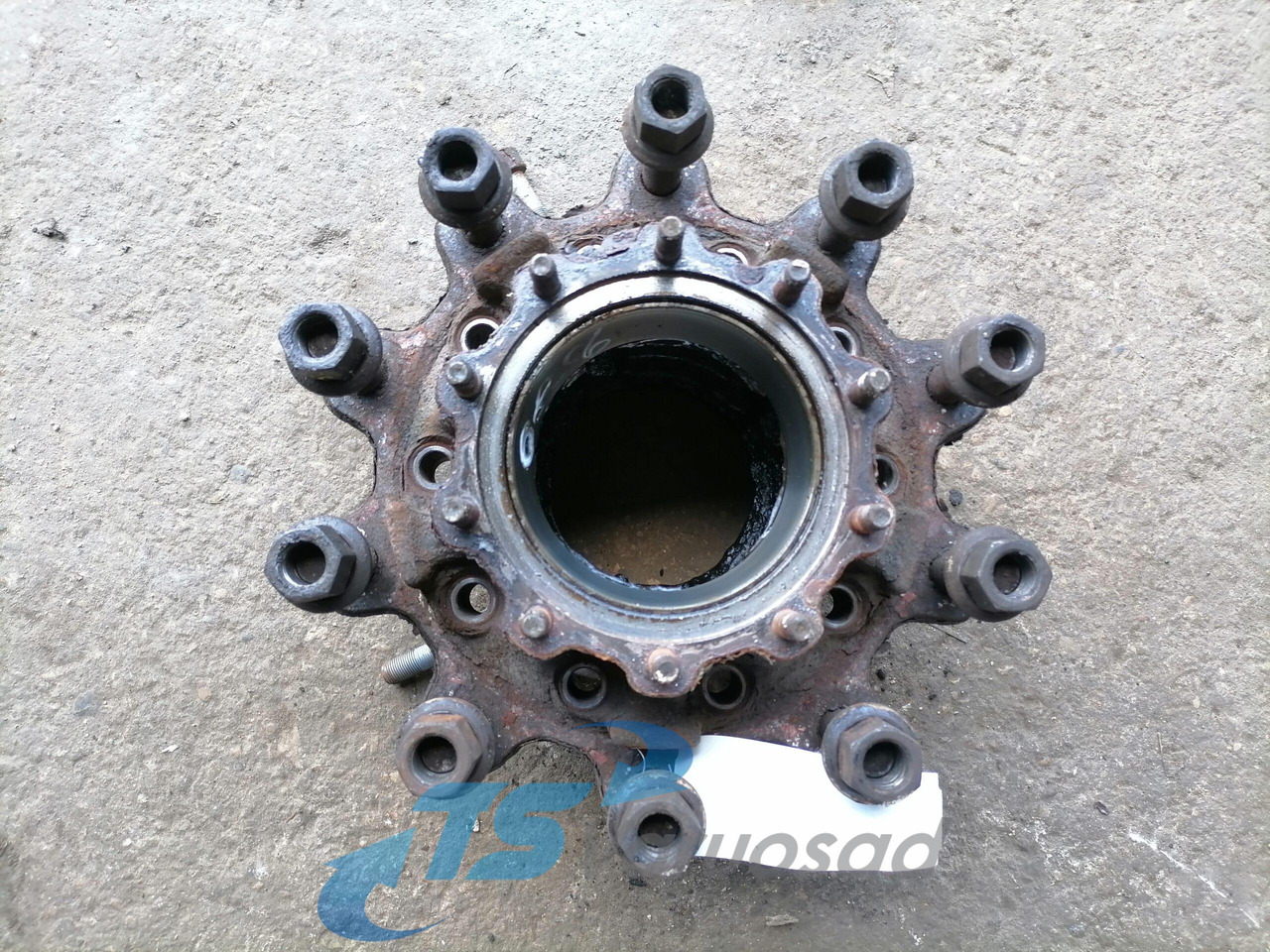 Scania Wheel hub 2290542 - Wheel hub for Truck: picture 2 Scania Wheel hub 2290542 - Wheel hub for Truck: picture 2