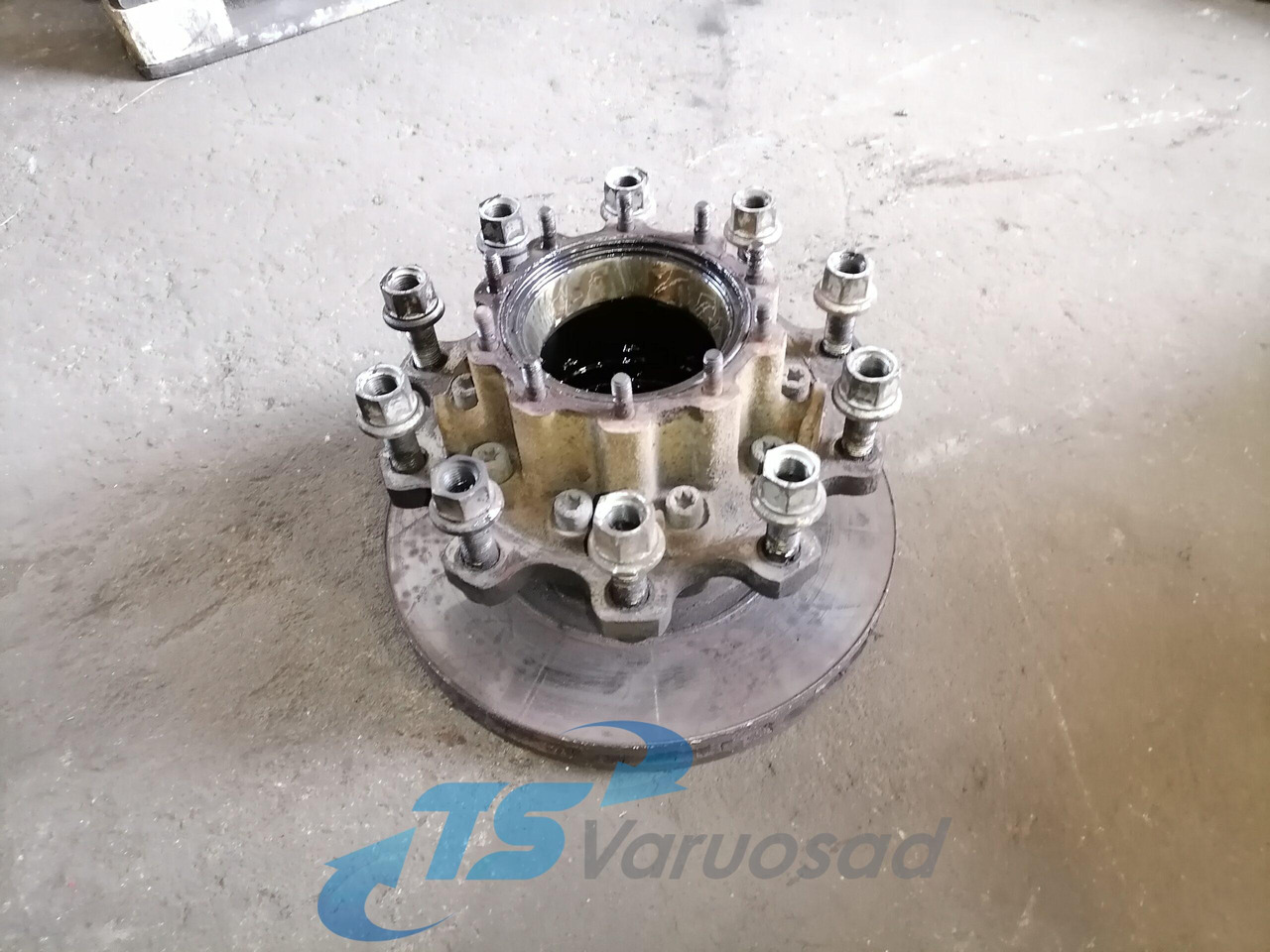 Scania Wheel hub 2290542 - Wheel hub for Truck: picture 1 Scania Wheel hub 2290542 - Wheel hub for Truck: picture 1