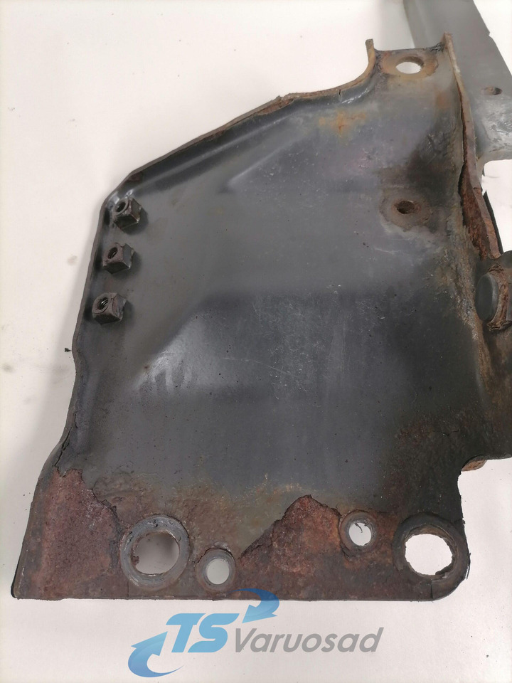 Scania lower grille carrier hinge 1742265 - Grill for Truck: picture 3 Scania lower grille carrier hinge 1742265 - Grill for Truck: picture 3