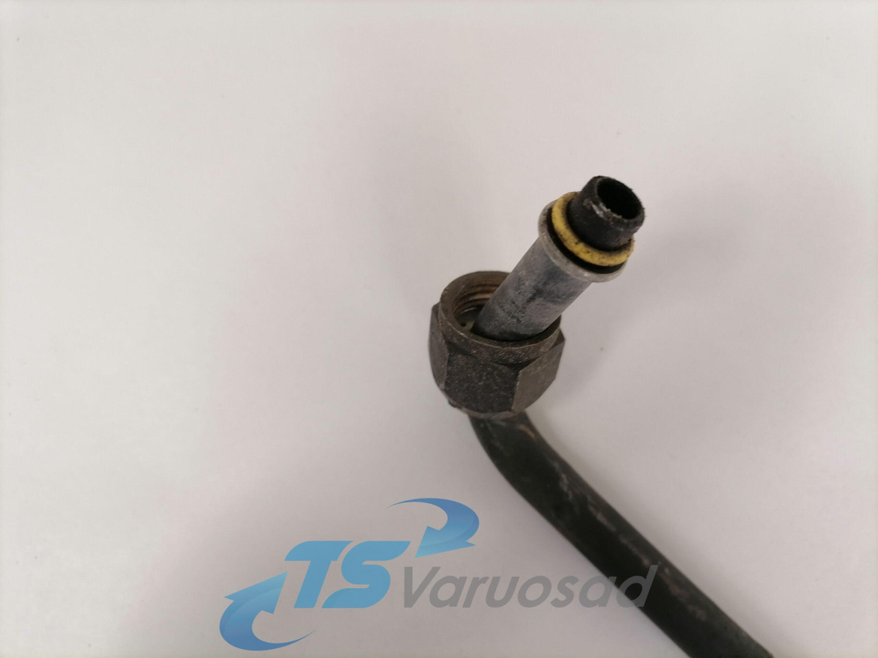Volvo A/C pipe 20516062 - Heating/ Ventilation for Truck: picture 2 Volvo A/C pipe 20516062 - Heating/ Ventilation for Truck: picture 2