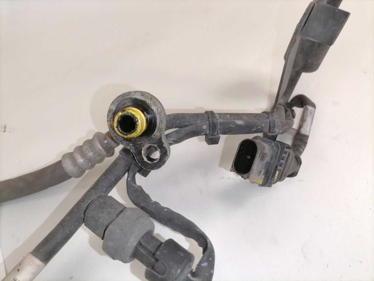 Volvo A/C pipe 84180959 - Heating/ Ventilation for Truck: picture 4 Volvo A/C pipe 84180959 - Heating/ Ventilation for Truck: picture 4