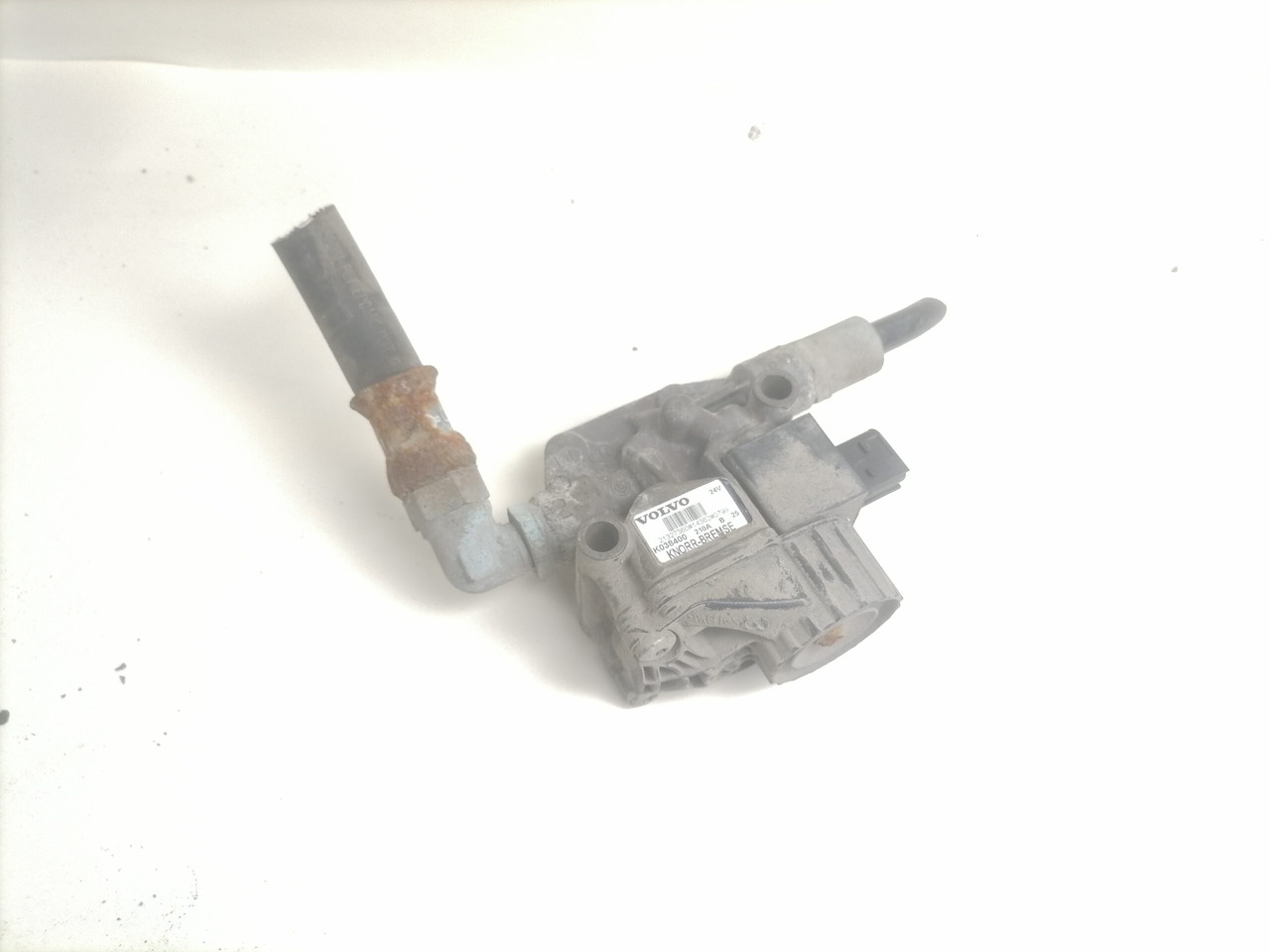 Volvo ABS brake valve 21327360 - Brake valve for Truck: picture 1 Volvo ABS brake valve 21327360 - Brake valve for Truck: picture 1
