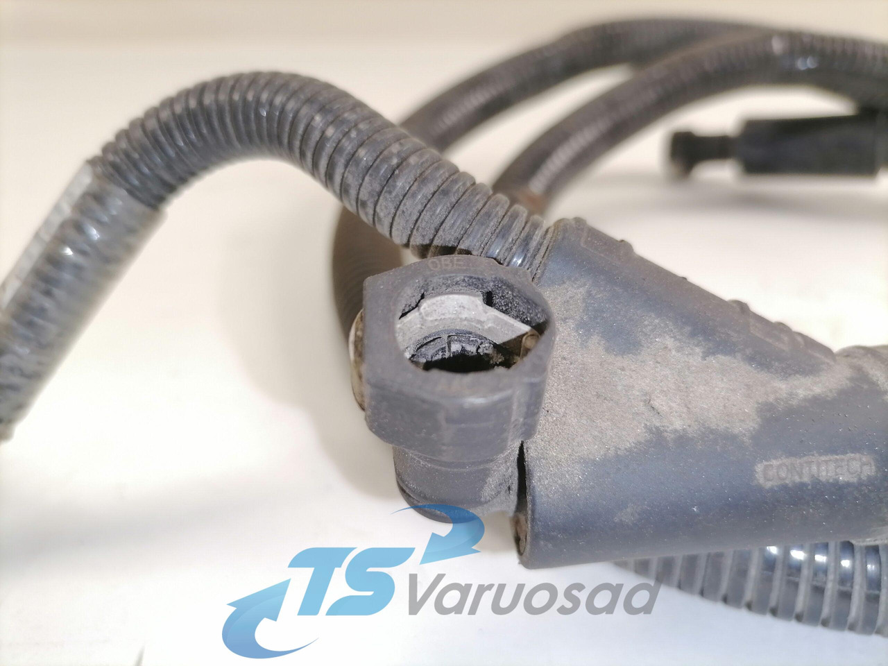 Volvo Ad Blue cable 7421243147 - Fuel system for Truck: picture 4 Volvo Ad Blue cable 7421243147 - Fuel system for Truck: picture 4