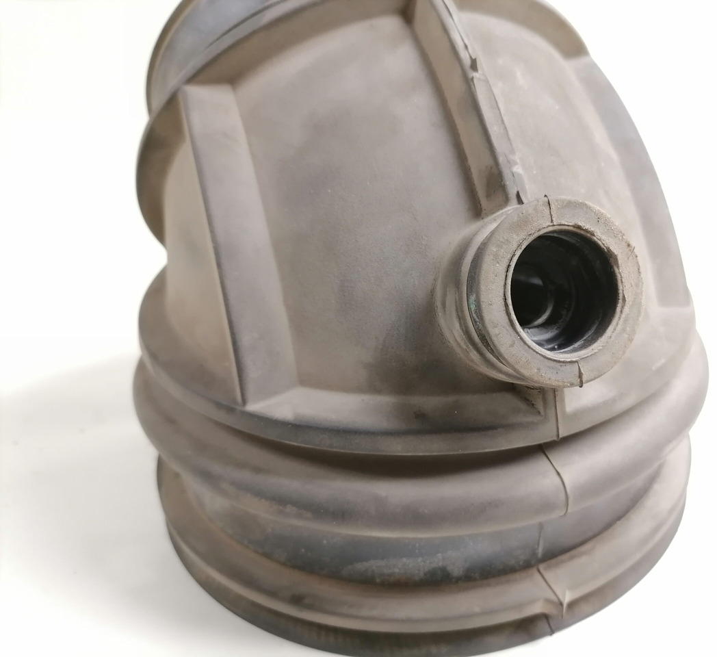 Volvo Air intake 8149322 - Air intake system for Truck: picture 3 Volvo Air intake 8149322 - Air intake system for Truck: picture 3