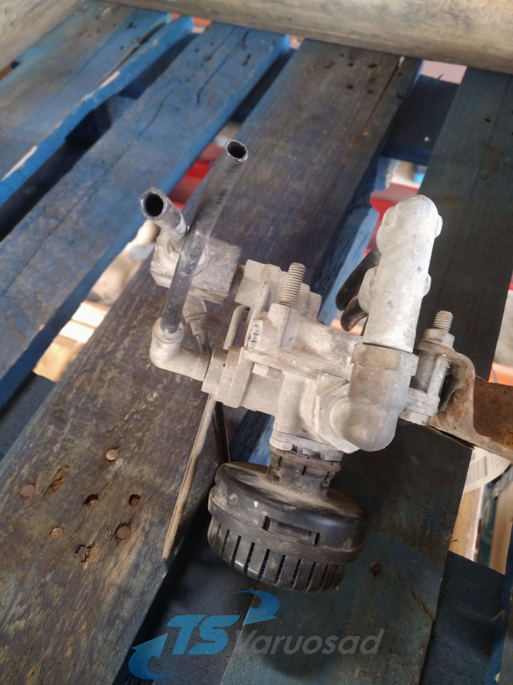 Volvo Air pressure control valve 3173150 - Brake valve for Truck: picture 1 Volvo Air pressure control valve 3173150 - Brake valve for Truck: picture 1