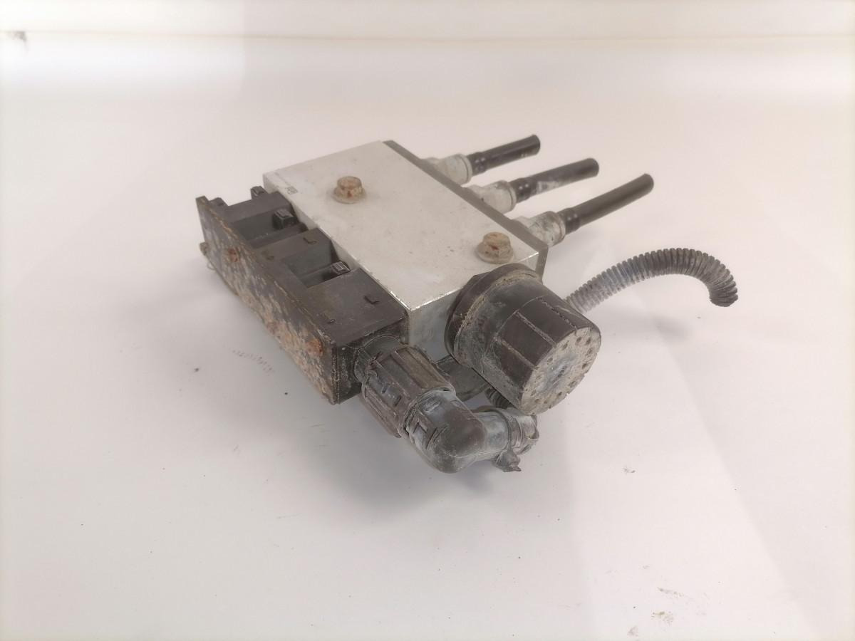 Volvo Air pressure control valve 4518591310220 - Brake valve for Truck: picture 3 Volvo Air pressure control valve 4518591310220 - Brake valve for Truck: picture 3