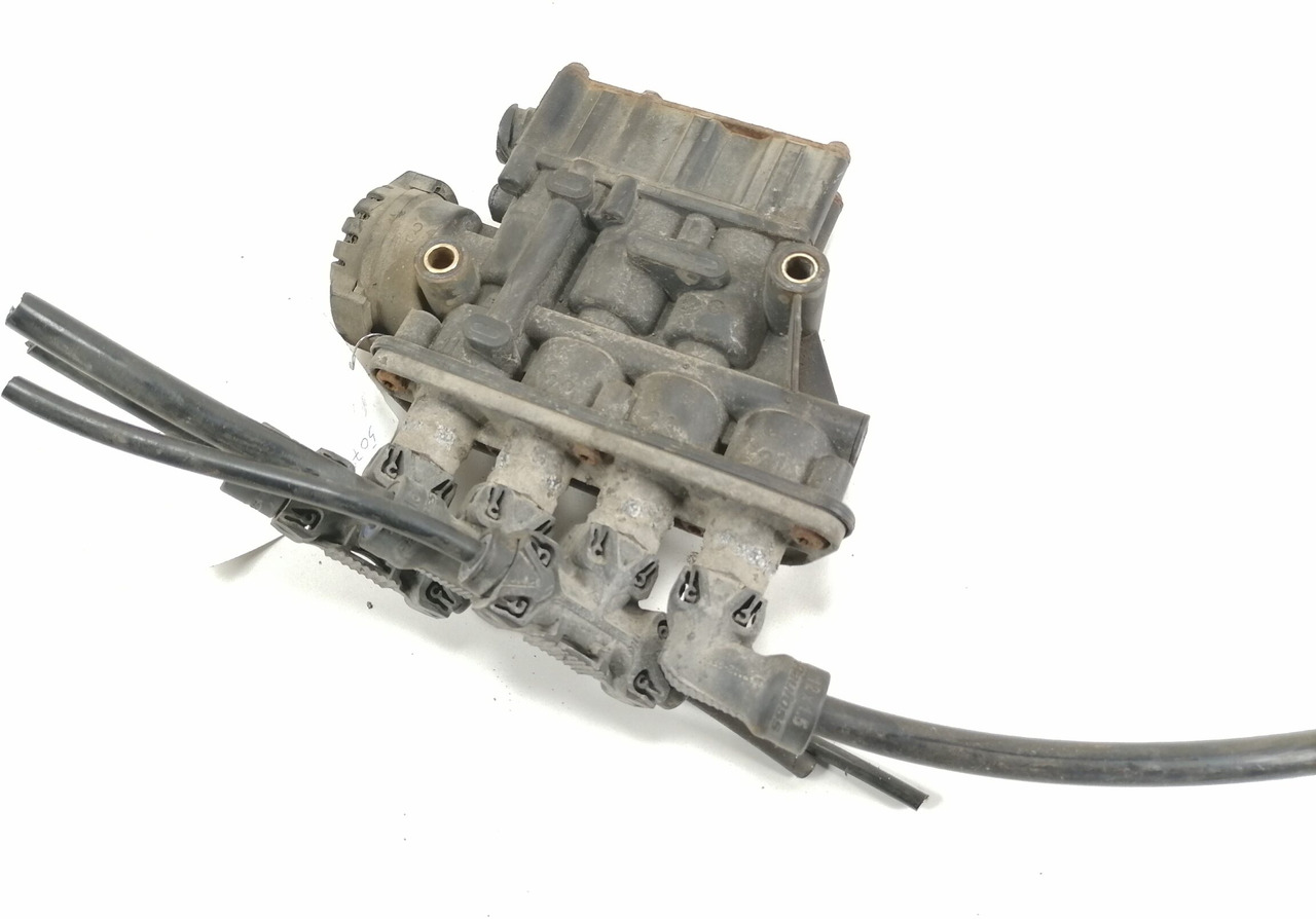 Volvo Air suspension control valve, ECAS 21083657 - Brake valve for Truck: picture 4 Volvo Air suspension control valve, ECAS 21083657 - Brake valve for Truck: picture 4