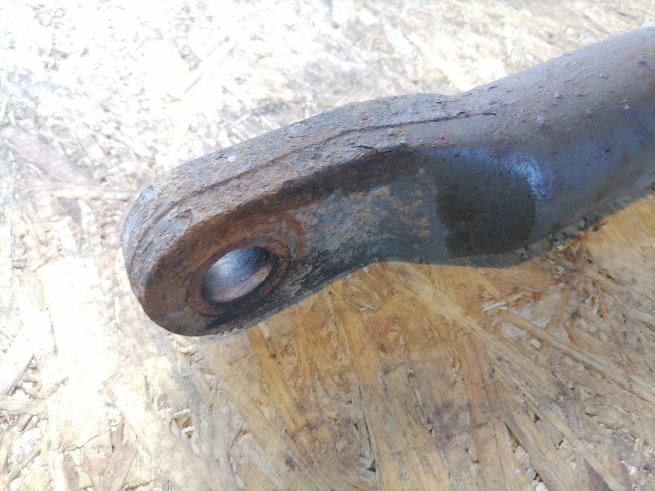 Volvo Anti-roll bar 20452332 - Anti-roll bar for Truck: picture 5 Volvo Anti-roll bar 20452332 - Anti-roll bar for Truck: picture 5