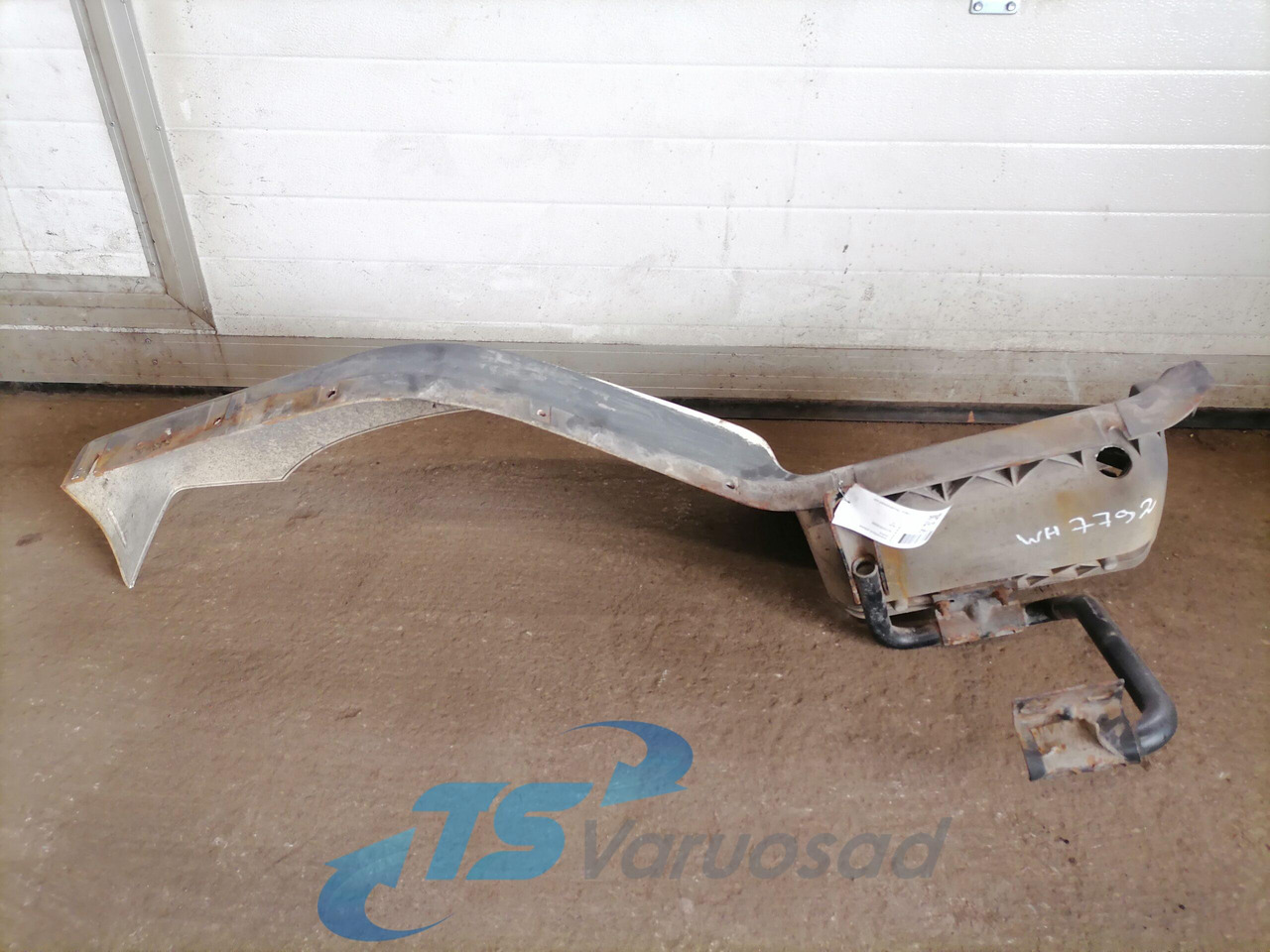 Volvo Astmelaua plastik 5010353498 - Footstep for Truck: picture 4 Volvo Astmelaua plastik 5010353498 - Footstep for Truck: picture 4