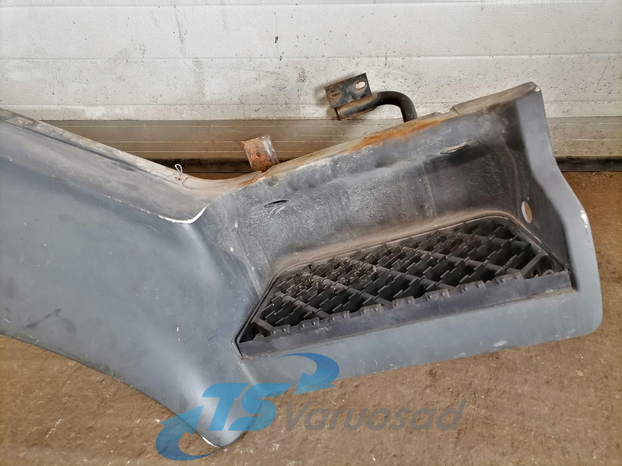 Volvo Astmelaua plastik 5010353501 - Footstep for Truck: picture 3 Volvo Astmelaua plastik 5010353501 - Footstep for Truck: picture 3