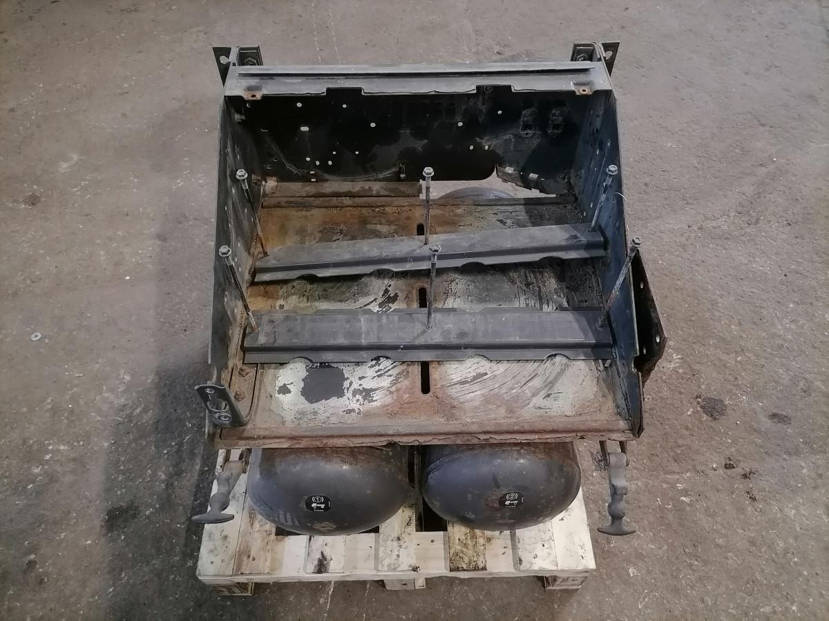 Volvo Battery box 20923091 - Battery for Truck: picture 3 Volvo Battery box 20923091 - Battery for Truck: picture 3