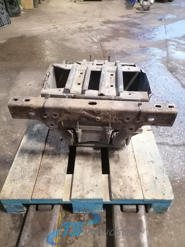 Volvo Battery box 22003951 - Battery for Truck: picture 2 Volvo Battery box 22003951 - Battery for Truck: picture 2