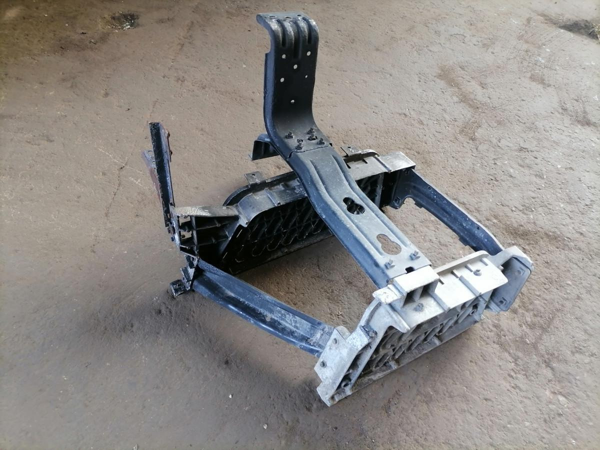 Volvo Boarding step unit 82142327 - Footstep for Truck: picture 4 Volvo Boarding step unit 82142327 - Footstep for Truck: picture 4