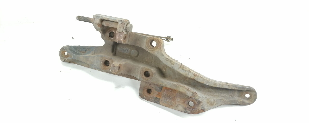 Volvo Bracket 20704076 - Axle and parts for Truck: picture 1 Volvo Bracket 20704076 - Axle and parts for Truck: picture 1