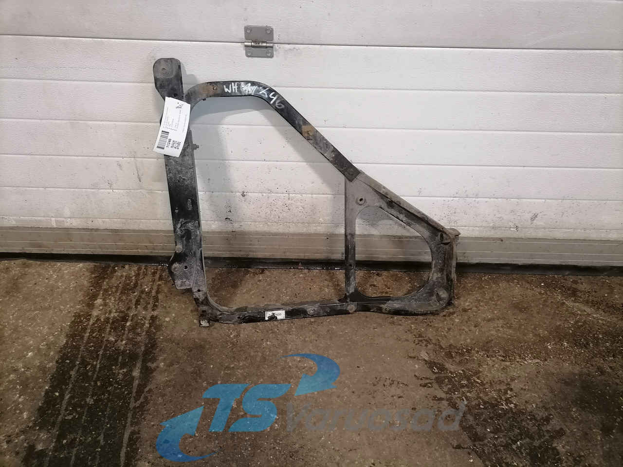 Volvo Bracket 21870418 - Frame/ Chassis for Truck: picture 1 Volvo Bracket 21870418 - Frame/ Chassis for Truck: picture 1