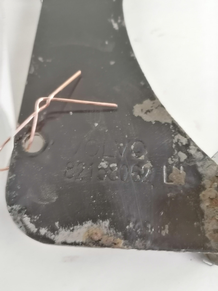 Volvo Bracket 82158062 - Frame/ Chassis for Truck: picture 3 Volvo Bracket 82158062 - Frame/ Chassis for Truck: picture 3