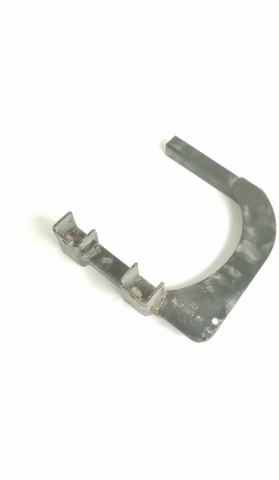 Volvo Bracket 82373920 - Frame/ Chassis for Truck: picture 1 Volvo Bracket 82373920 - Frame/ Chassis for Truck: picture 1