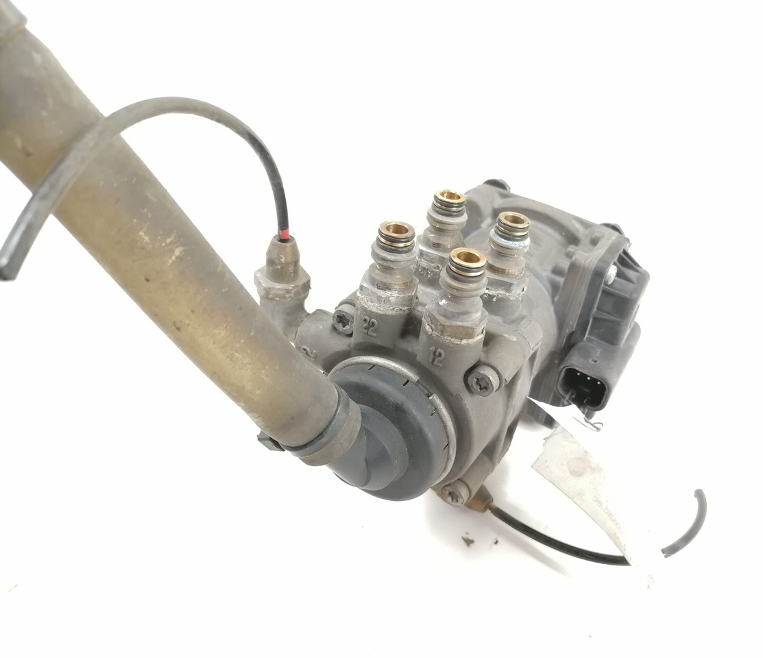 Volvo Brake pressure control 21390585 - Brake valve for Truck: picture 2 Volvo Brake pressure control 21390585 - Brake valve for Truck: picture 2