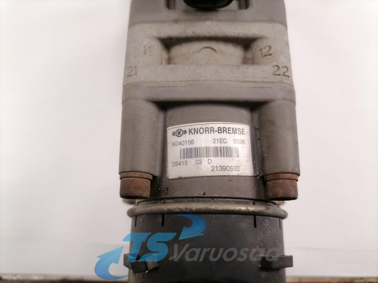 Volvo Brake pressure control 21390592 - Brake valve for Truck: picture 5 Volvo Brake pressure control 21390592 - Brake valve for Truck: picture 5