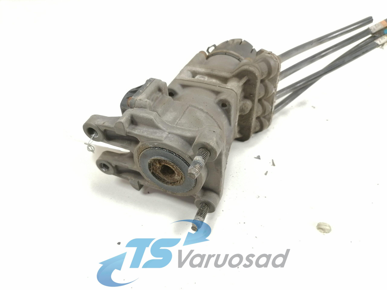 Volvo Brake pressure control 21390592 - Brake valve for Truck: picture 2 Volvo Brake pressure control 21390592 - Brake valve for Truck: picture 2