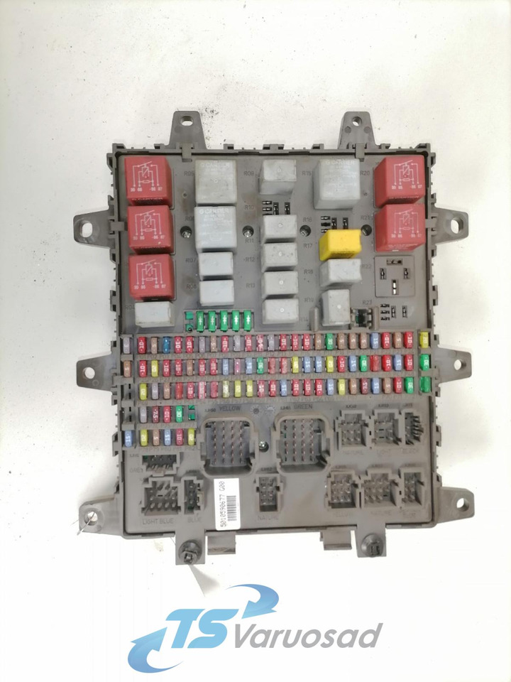 Volvo Central electric unit 5010590677 - Fuse for Truck: picture 3 Volvo Central electric unit 5010590677 - Fuse for Truck: picture 3