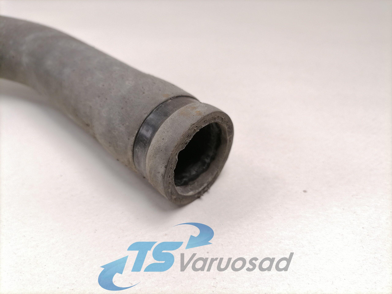 Volvo Cooling pipe 21242536 - Cooling system for Truck: picture 4 Volvo Cooling pipe 21242536 - Cooling system for Truck: picture 4