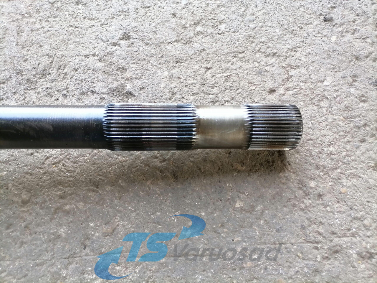 Volvo Drive shaft 20815246 - Drive shaft for Truck: picture 3 Volvo Drive shaft 20815246 - Drive shaft for Truck: picture 3