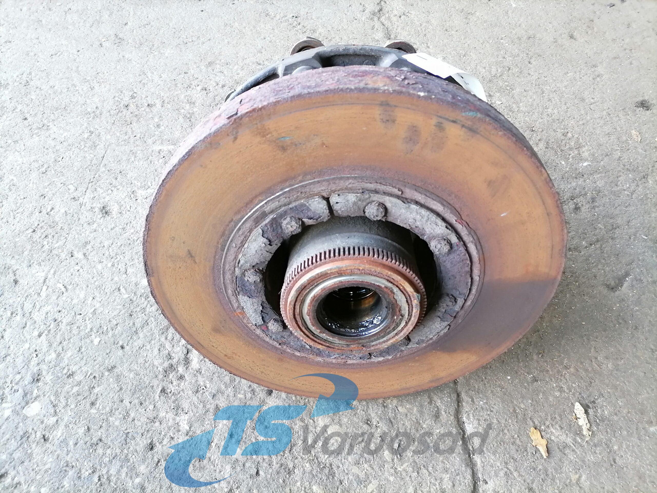 Volvo First wheel hub 21022433 - Wheel hub for Truck: picture 4 Volvo First wheel hub 21022433 - Wheel hub for Truck: picture 4