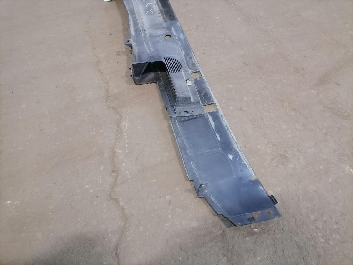 Volvo Iluvõre plastik 3175362 - Grill for Truck: picture 5 Volvo Iluvõre plastik 3175362 - Grill for Truck: picture 5