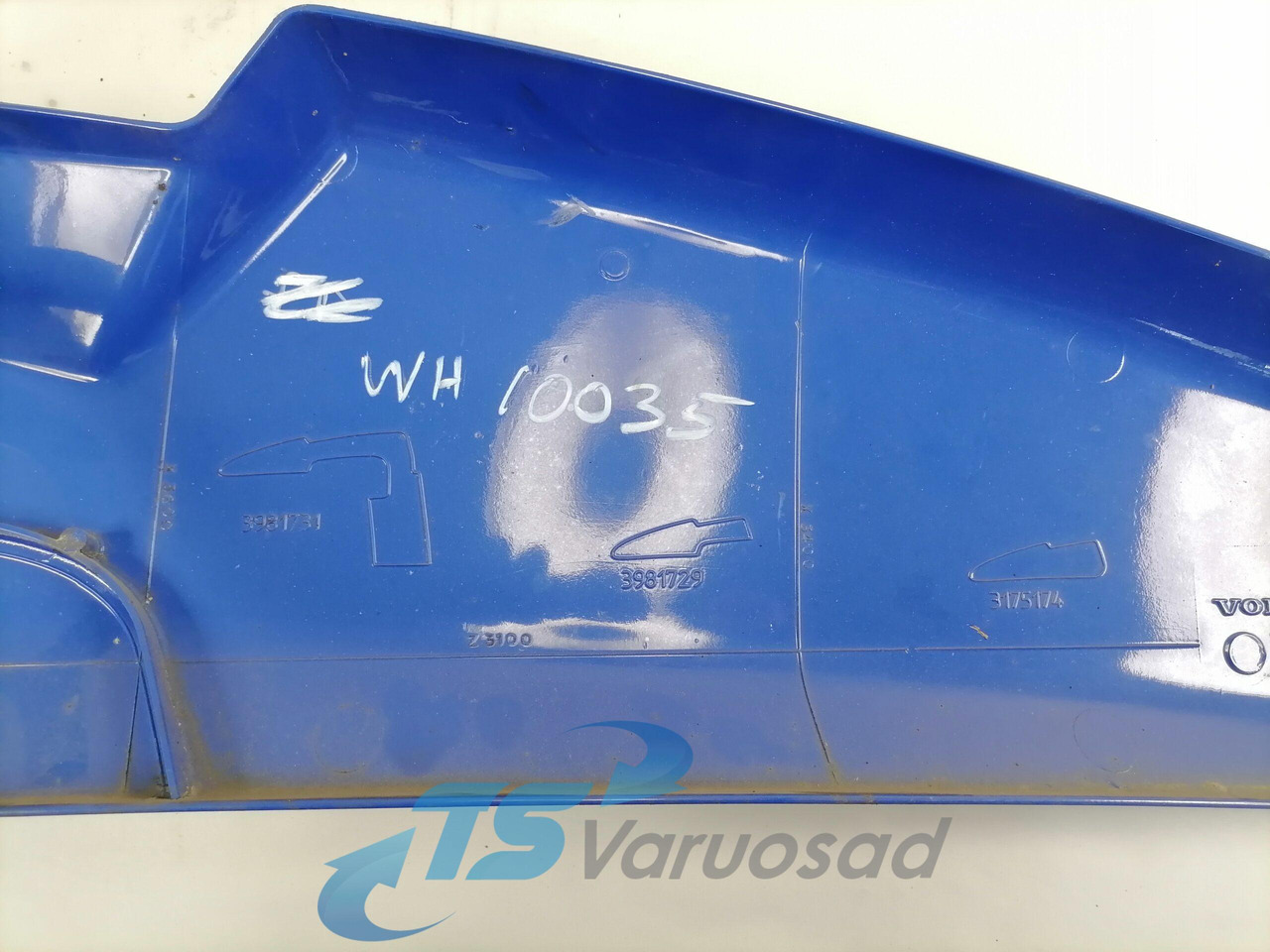 Volvo Kabiini tuulesuunaja, ülemine vasak 3175174 - Aerodynamics/ Spoiler for Truck: picture 2 Volvo Kabiini tuulesuunaja, ülemine vasak 3175174 - Aerodynamics/ Spoiler for Truck: picture 2