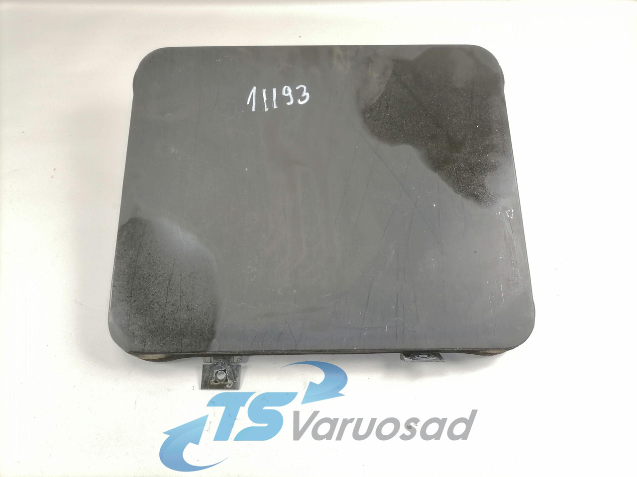 Volvo Katuseluuk 3176408 - Universal part for Truck: picture 1 Volvo Katuseluuk 3176408 - Universal part for Truck: picture 1