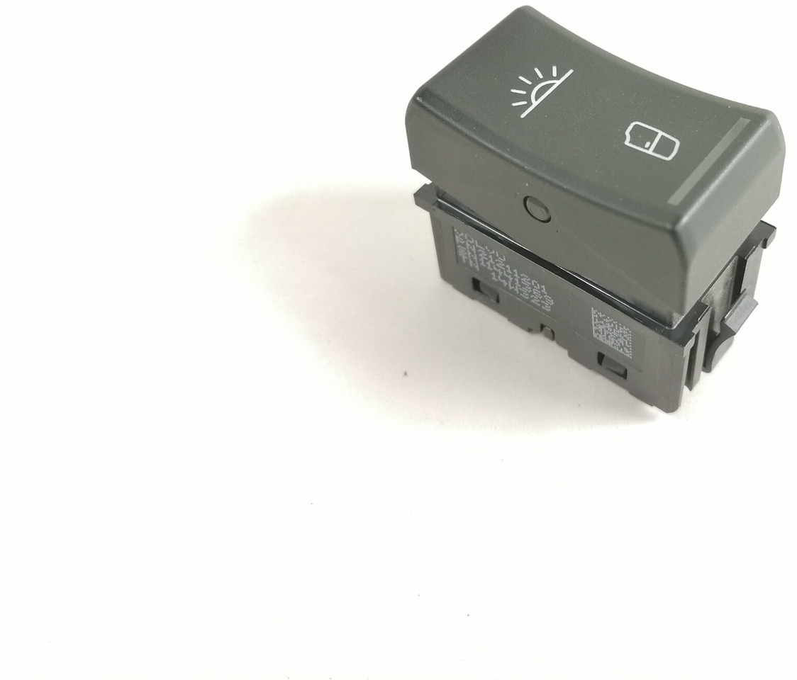 Volvo Lüliti 21211201 - Cab for Truck: picture 1 Volvo Lüliti 21211201 - Cab for Truck: picture 1