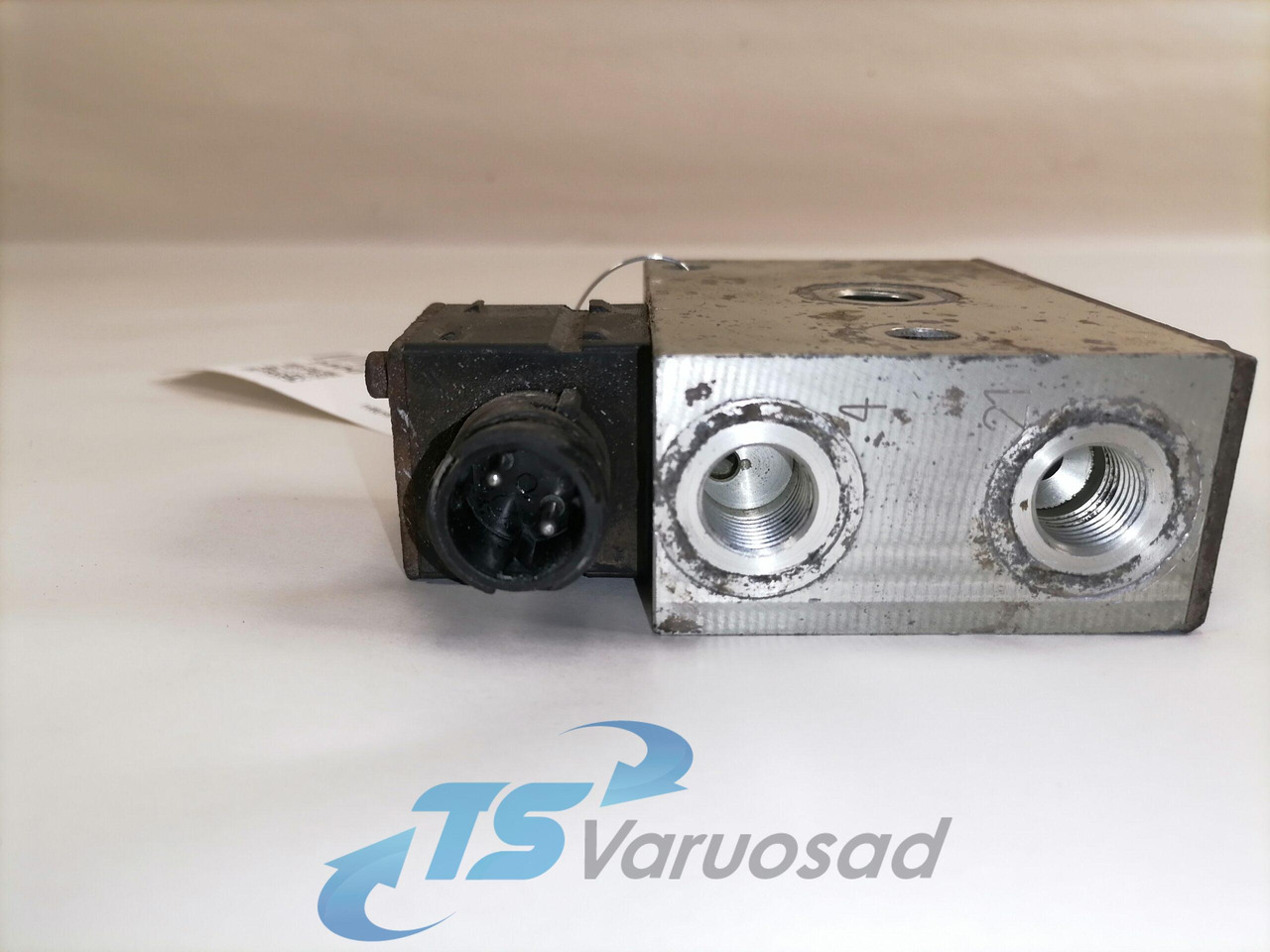 Volvo Õhuklapp (Remonditud) 3944715 - Brake valve for Truck: picture 3 Volvo Õhuklapp (Remonditud) 3944715 - Brake valve for Truck: picture 3
